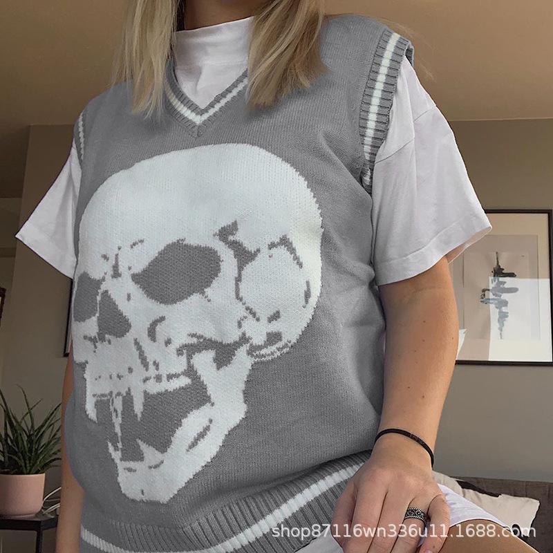 Knitted sweater women's autumn European and American Express new fashion V-neck pullover skull woolen vest outer wear
