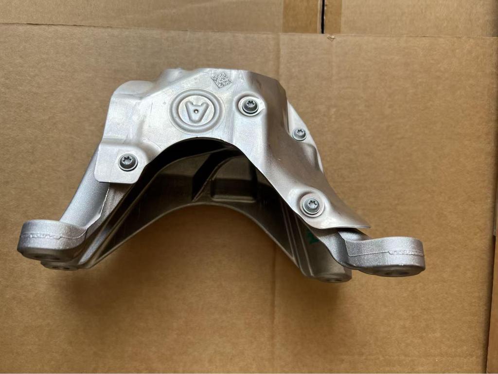 BMW X3/X5/X6/X7 G01/G05/G06/G07 Engine Mount 22116876216