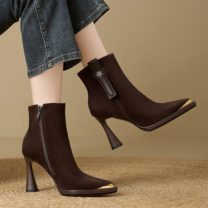 Fashion Women's Metal Pointed Toe Autumn and Winter Platform Soft Leather BootsFrench Retro Style High Heel Temperament Fashion Boots
