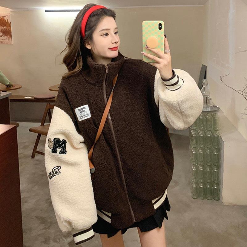 Imitation Lamb Fur Baseball Uniform Jacket for Women In Autumn and Winter New Thickened Pellet Fleece Fashion Cotton Clothing
