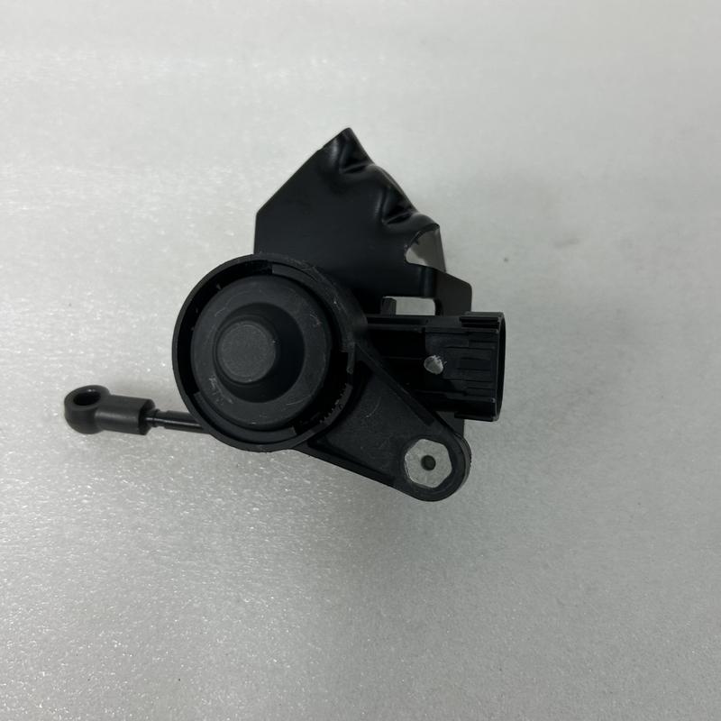 

1pcs 95146195 For Opel Mokka J13 1.4 2016-2024 Front+ Rear Headlight Adjuster Leveling Sensor- Part Numbers 95137279