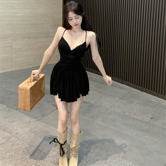 Elegant Petite Backless Halter V-Neck Little Black Dress - Hepburn Style