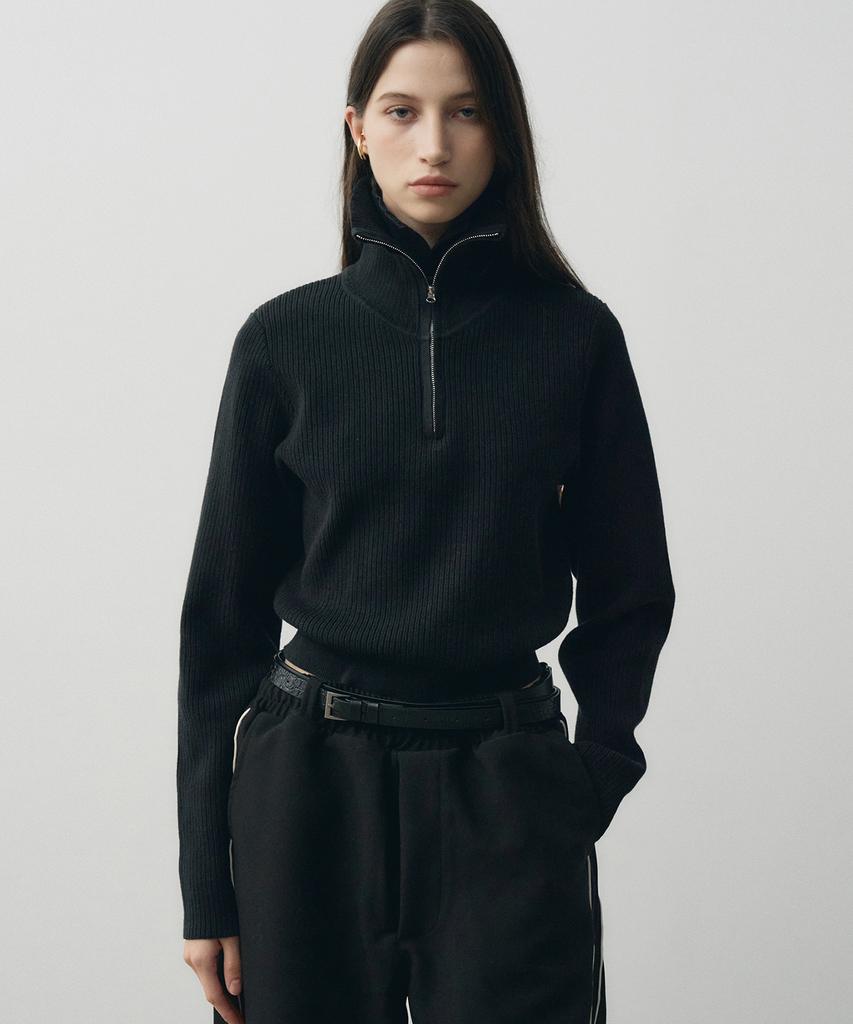NOIRER FOR WOMAN Crop Layered Zip-Up Polo Knit (Black)