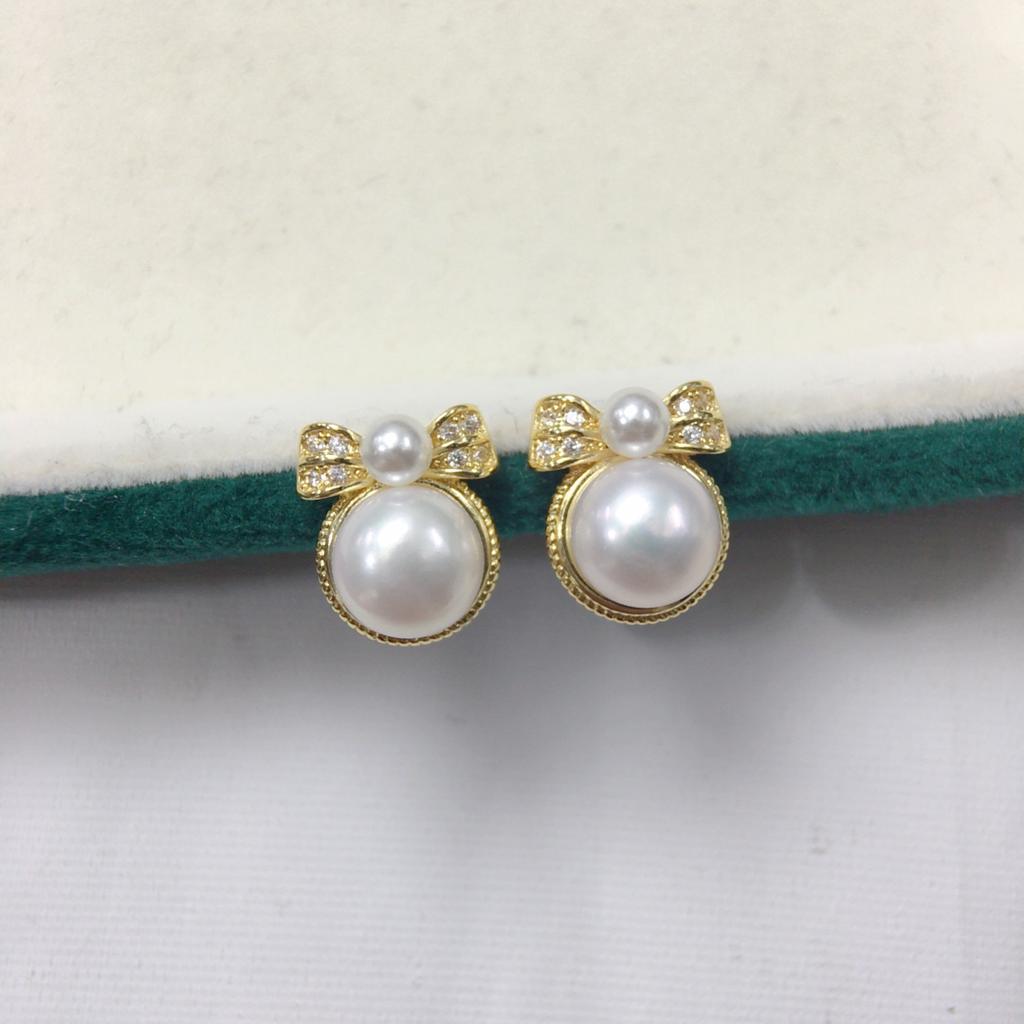 Natural freshwater pearl earrings, exquisite and sweet princess style, slightly inlaid with zircon bow, fashionable pearl earrings