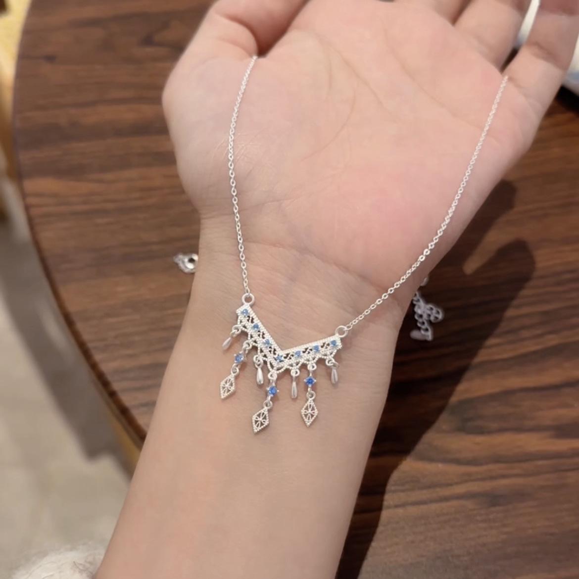 

New Chinese Style Exotic Style Dream Catcher Net Tassel Necklace Exquisite and Cool Feeling Female Niche High-end Collarbone Chain 40CM серебряный