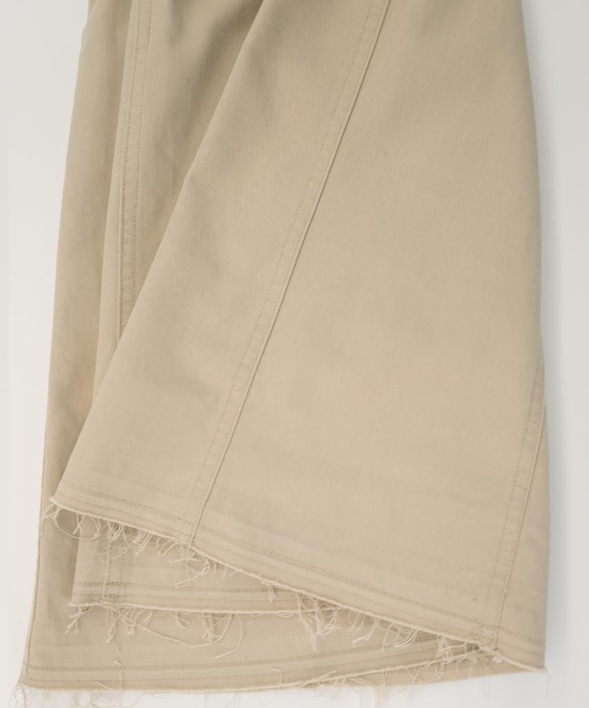 Pabeo Panel Flare Skirt (Raw Beige)