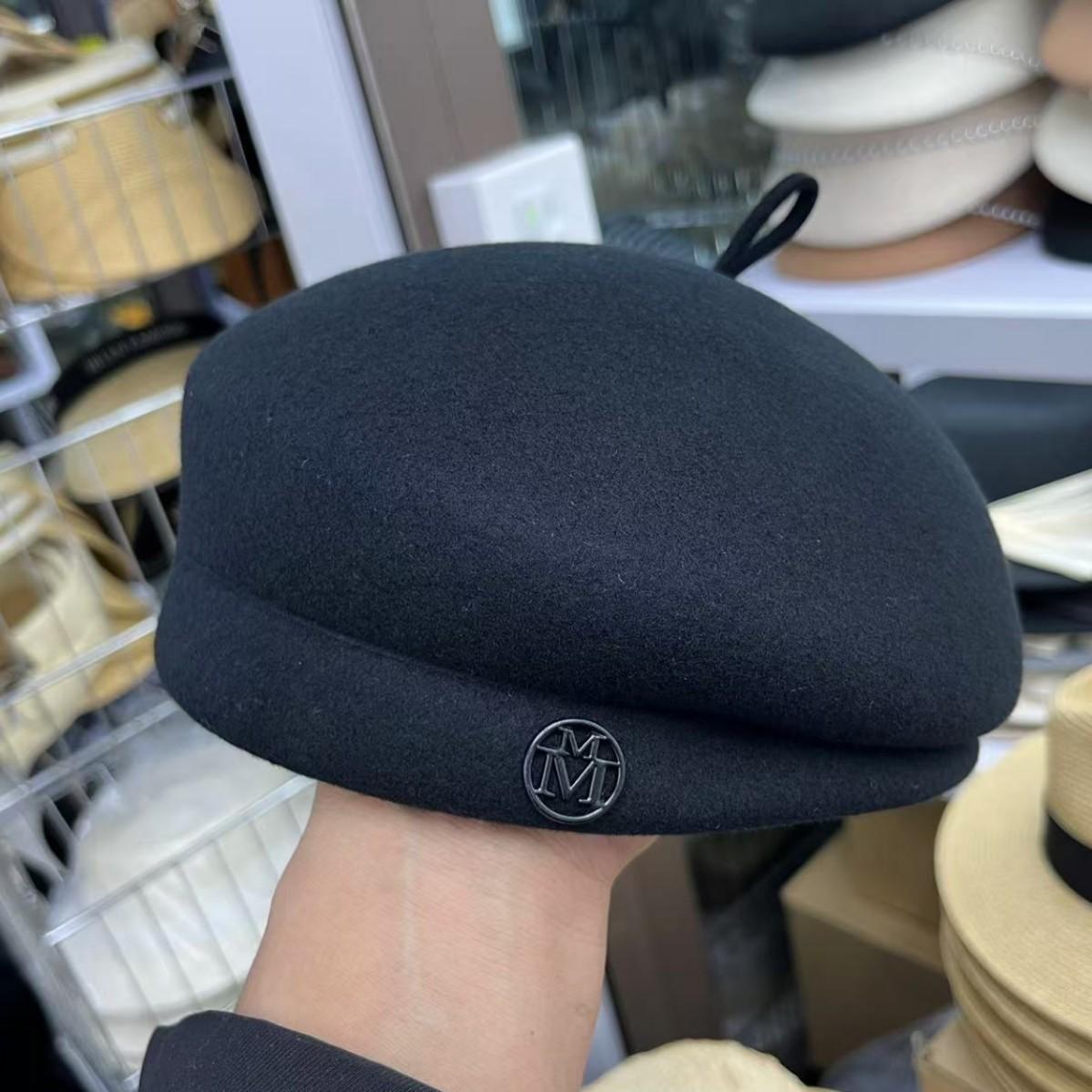 

Pure wool autumn and winter European style celebrity elegant styling beret women s retro versatile bud painter hat чёрный