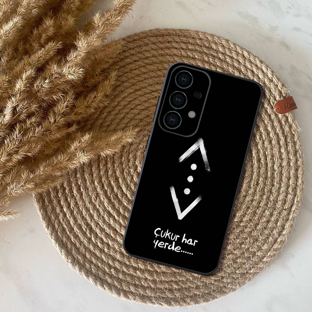 Phone Case For Samsung S25,S24,S21,S22,S23,S30,Ultra,S20,Plus,Fe,Lite,Note,10,9,5G TV C-Cukur-R Black Cover