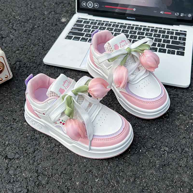 Lightweight Anti-Slip Board Shoes for Girls Soft Sole Princess Sneakers Spring Autumn Low Top Running Shoes