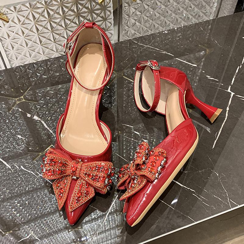 Eilyken Street Style Fashion Crystal Butterfly kont Pumps Women Pointed Toe Thin Heels Buckle Strap Wedding Party Shoes 35 красный 5760₽