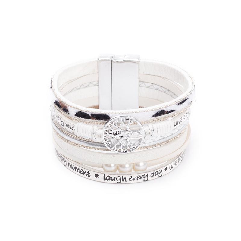 Klassisches handgewebtes Lederarmband Hohlbaum des Lebens Mehrschichtiges Lederarmband Europäischer und Amerikanischer Charm-Schmuck