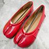 Split-toed Shoes for Women's New Niche Color Polka Dot Pleated Flat-soled Ballet Shoes, Shallow Mouth One-pedal Single Shoes for Women