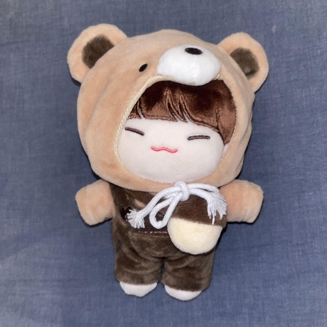 

[USED] SEVENTEEN Hoshi 15cm Doll