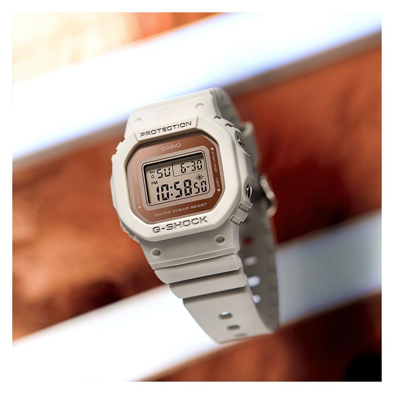 Casio DIGITAL Series-S5600 Square Small Square Oatmeal White Digital Display Sports Electronic Watch Electronic Movement Resin Strap GMD-S5600-8PR