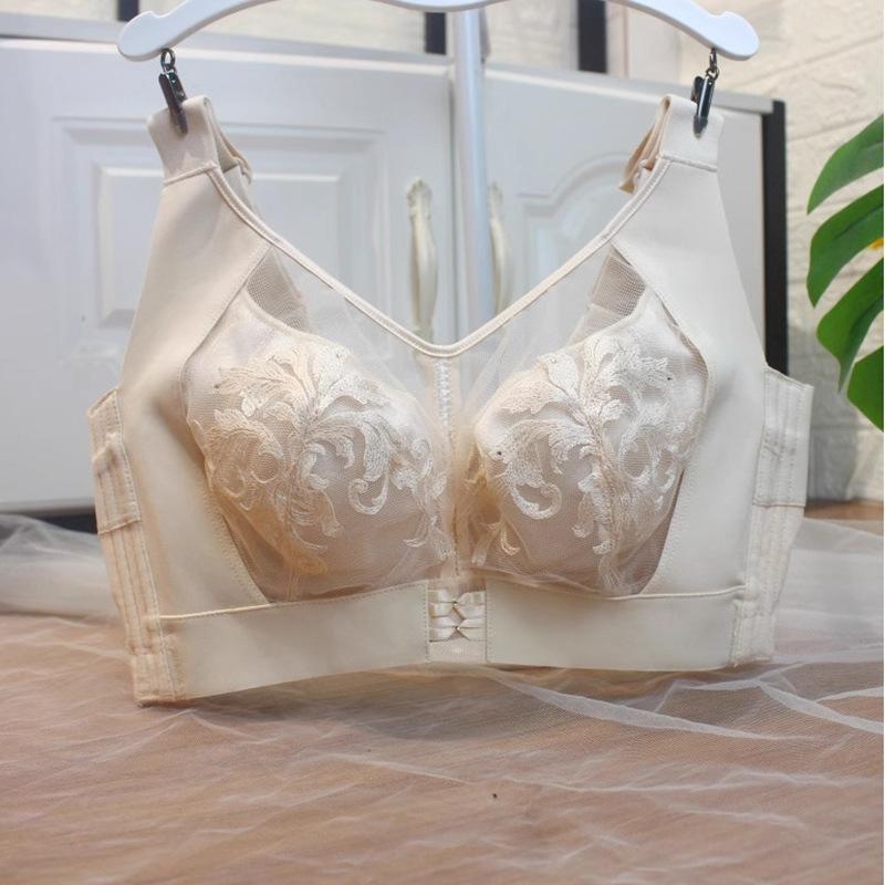 Large size embroidered tube top bra, large chest showing small thin cup underwear, close sub-breasts, wide shoulder straps, soft steel ring adjustment
