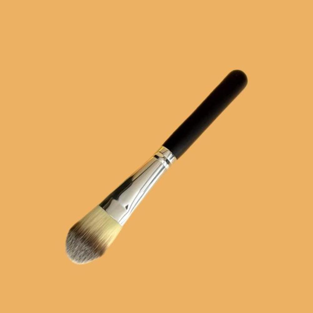 Thin and wide premium synthetic hair face brush makeup brush (S11188787)