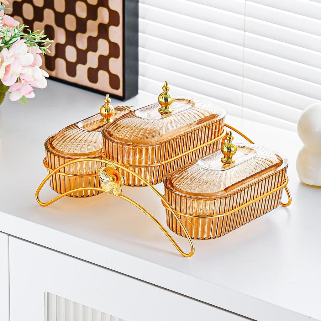 Elegant Iron Art Snack Dish with Compartments: Luxurious Fruit Plate for Home or Hotel