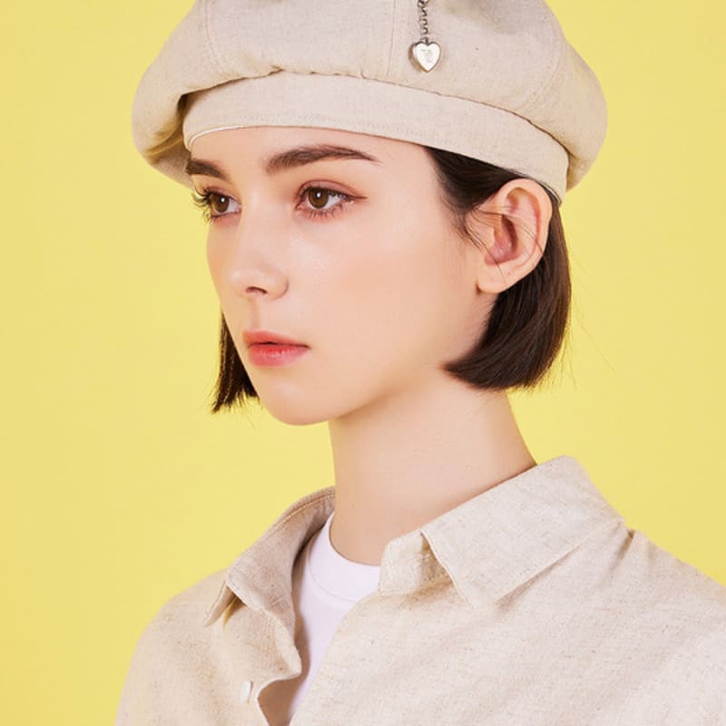 

VARZAR Берет льняной с цепочкой в виде сердца Натуральный FREE