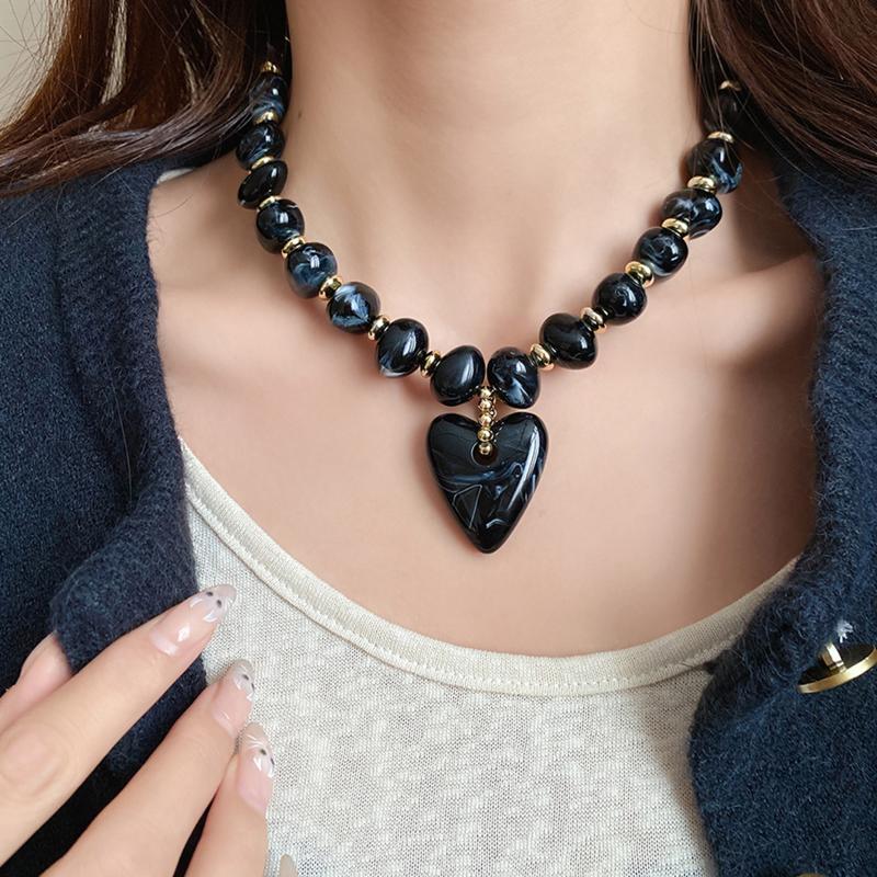 Bohemian Heart Shaped Beaded Earrings and Pendant Clavicle Chain Fashion Jewelry for Women Holiday Gift Idea