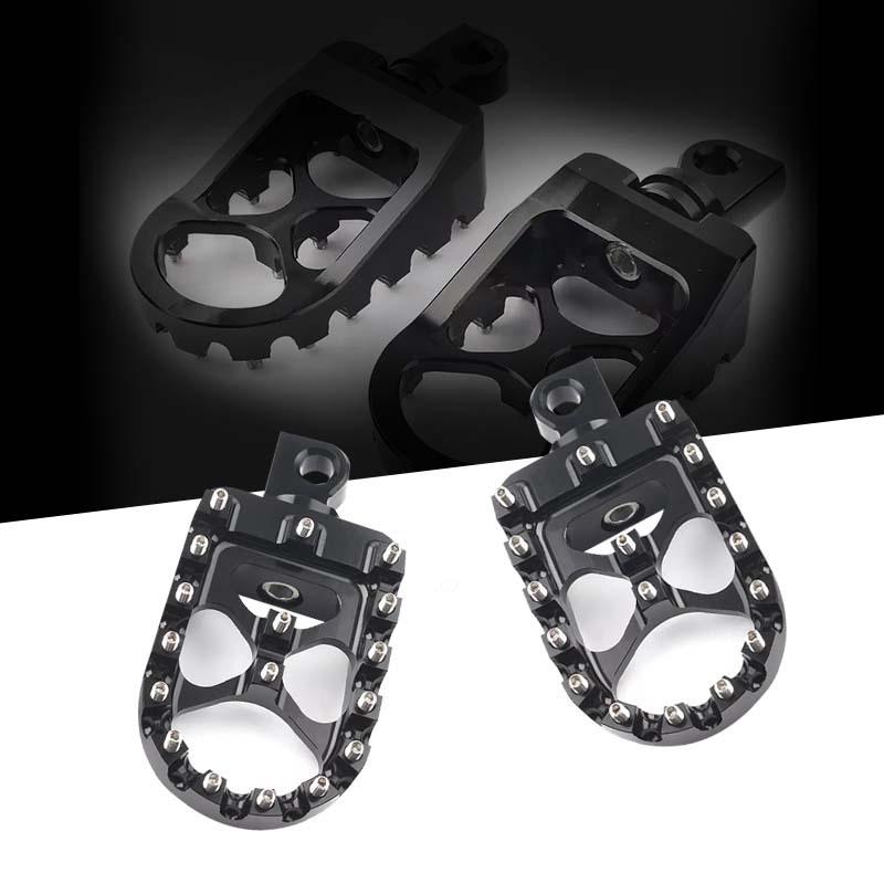 Harley 883 Modified Motorcycle CNC Anti-slip Rotating Foot Pegs with Enlarged Foot Support
