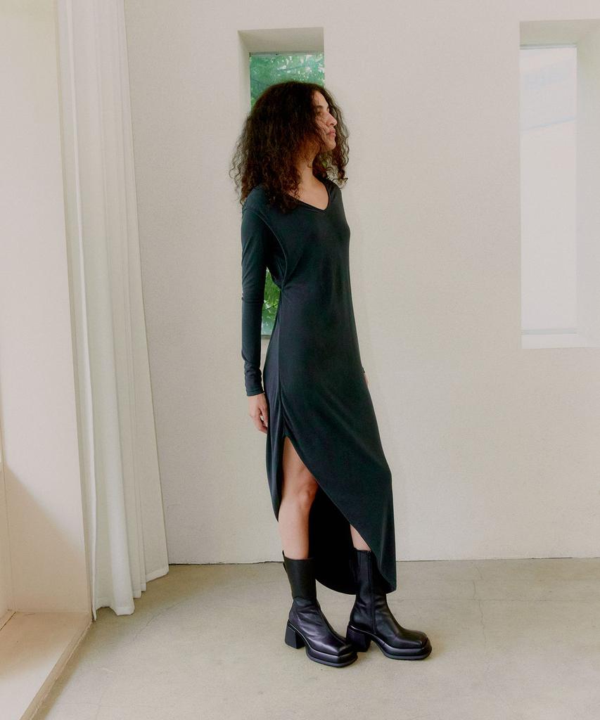 Probo Asymmetrical Back Twist Dress / Dark Gray
