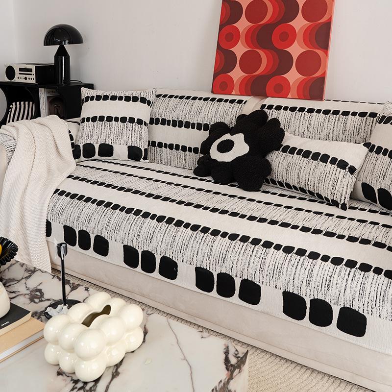 

Four Seasons Universal Sofa Cushion New Premium Chenier Long Straight Row Cushion Non-Slip Full Cover Cloth Towel 70*70cm