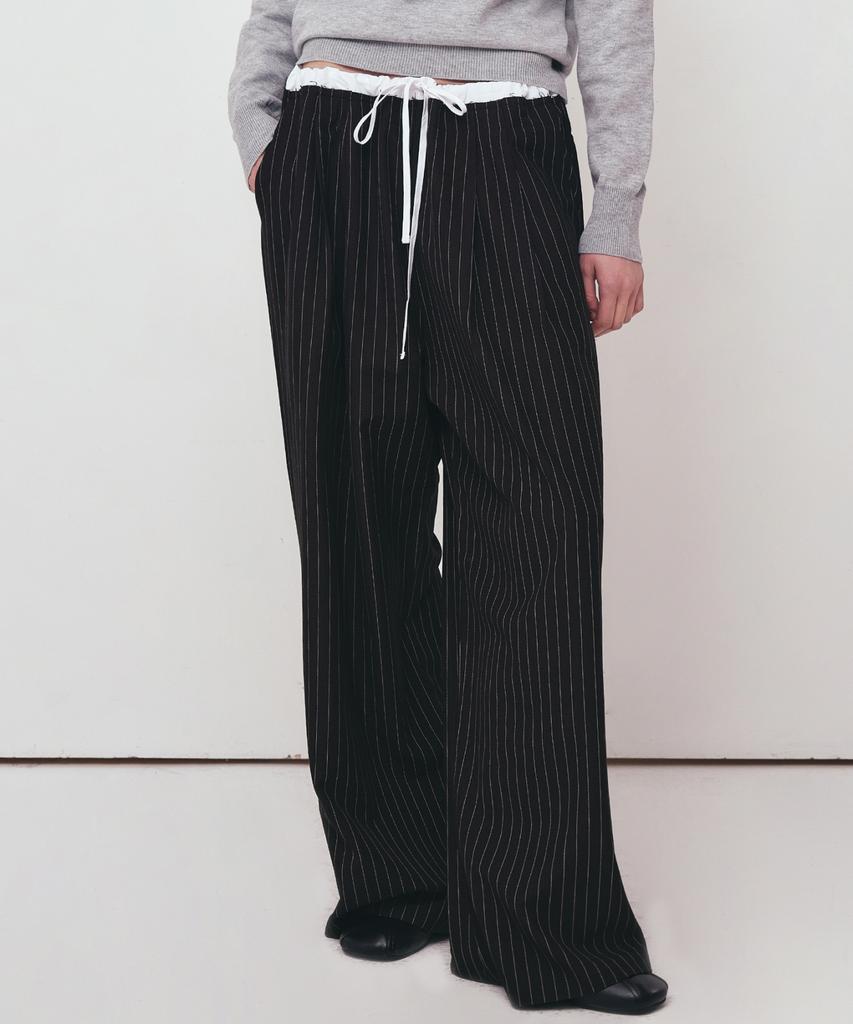 Nigaennikol Stripe Layered Pintuck Slacks_Black