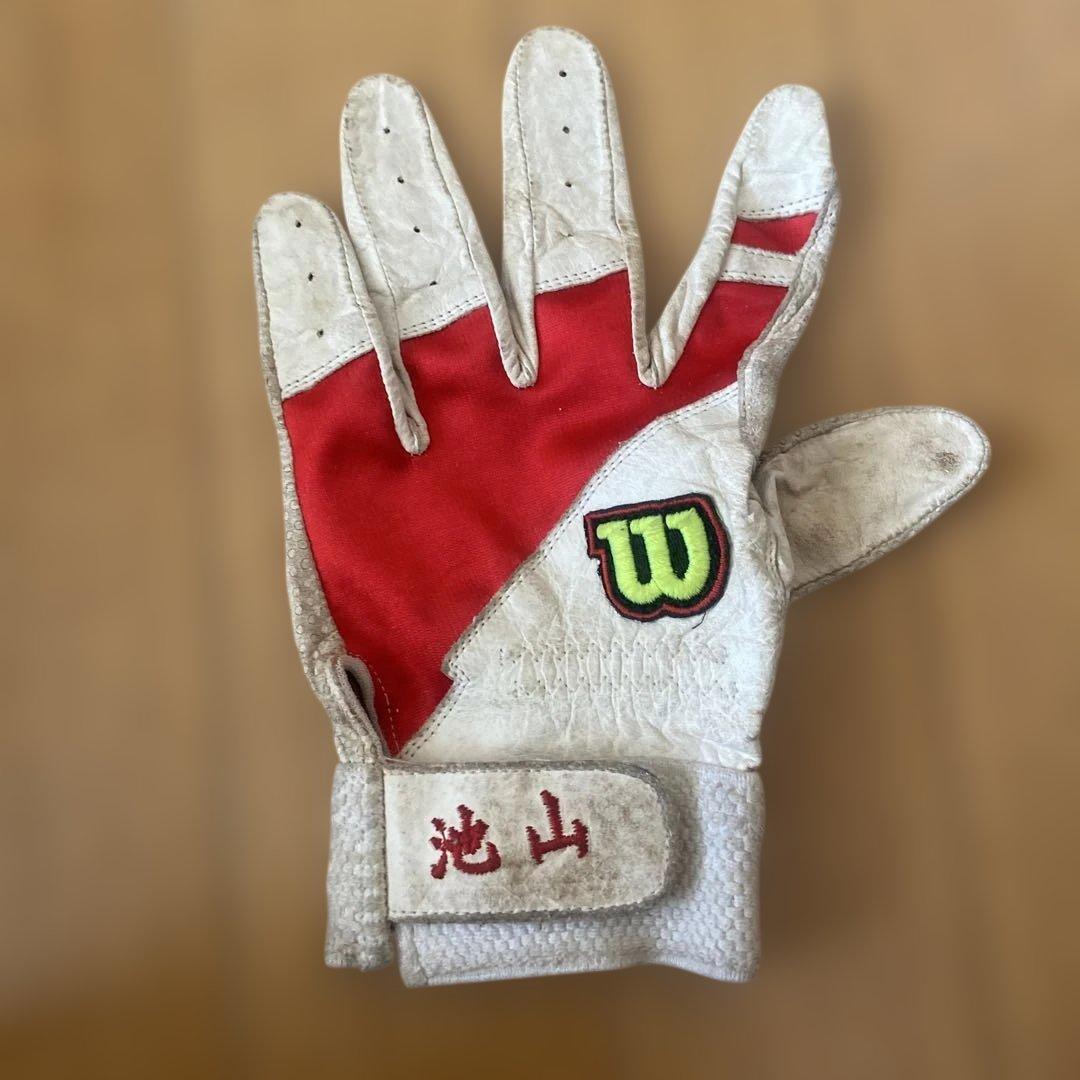 Used Wilson batting gloves Yakult manager with Ikeyama embroidery