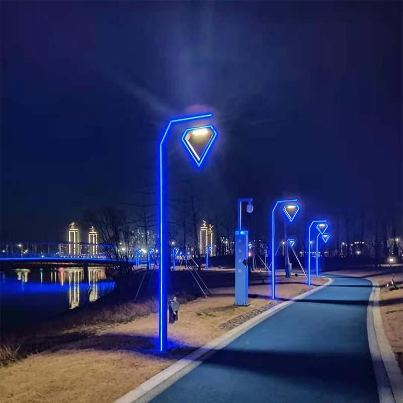 Jun Dingying 3-Meter Waterproof Aluminum Courtyard Light