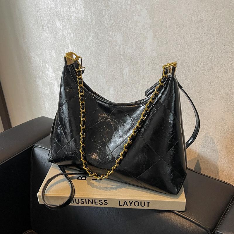 Niche design textured commuter handbag 2025 autumn and winter new retro diamond chain messenger tote bag