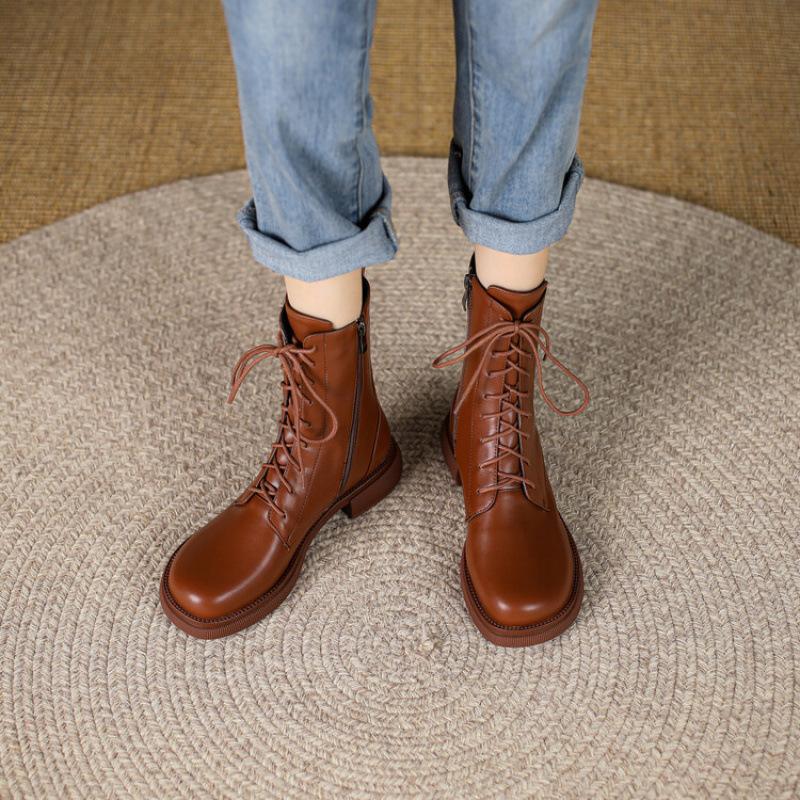 Autumn and winter Korean version of Martin boots side zipper middle heel women's boots round head rubber sole large size leather boots new medium boot