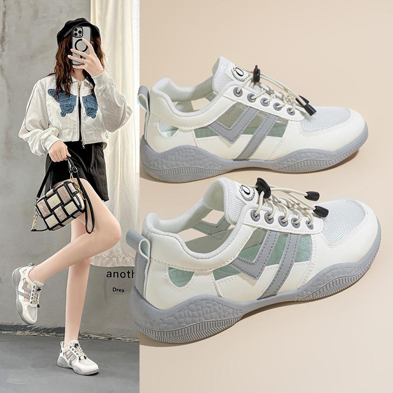 The New Breathable Shoes and Perforated Sandals Are Versatile and Sporty for Casual Wear