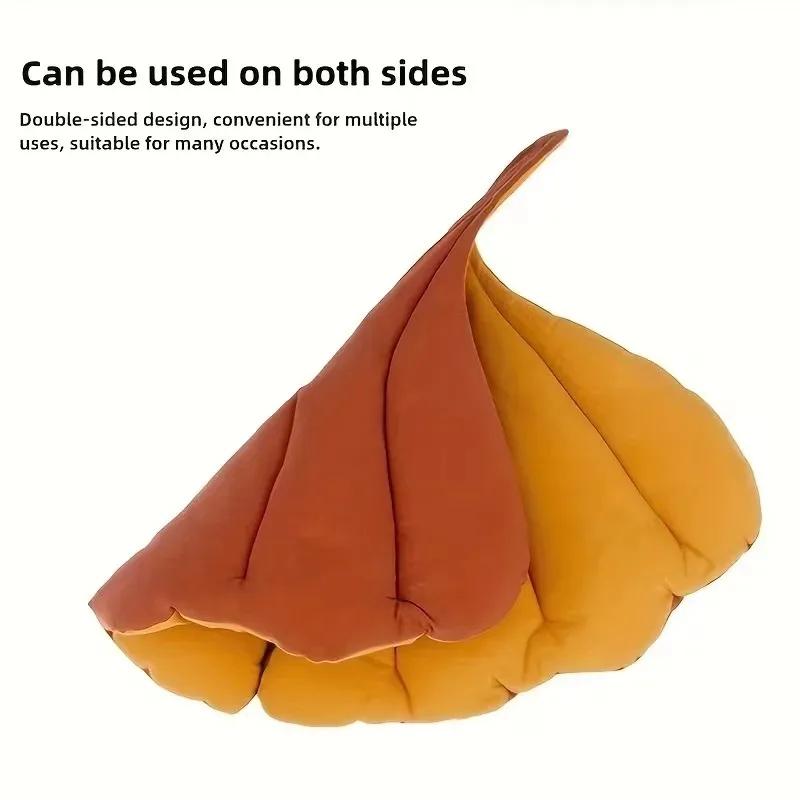 Leaf Shaped Pet Bed Soft Washable Non-Slip Mat for Cats and Dogs Thickened Polyester Cushion Reversible Travel Camping Pet Bed