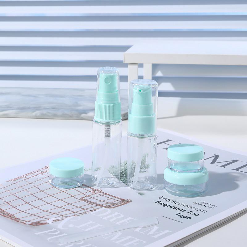 

«Портативний дорожній набір пляшок: Вакуумні лосьйони та спреї для догляду за шкірою та косметики