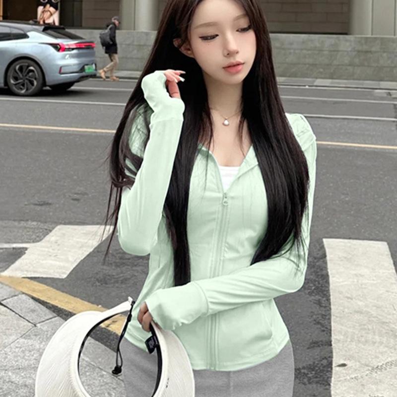 

Mint Green Ice Silk Slim Sun Protection Clothes for Women In Summer New Small Suit Sports Top Sun Protection Clothes S