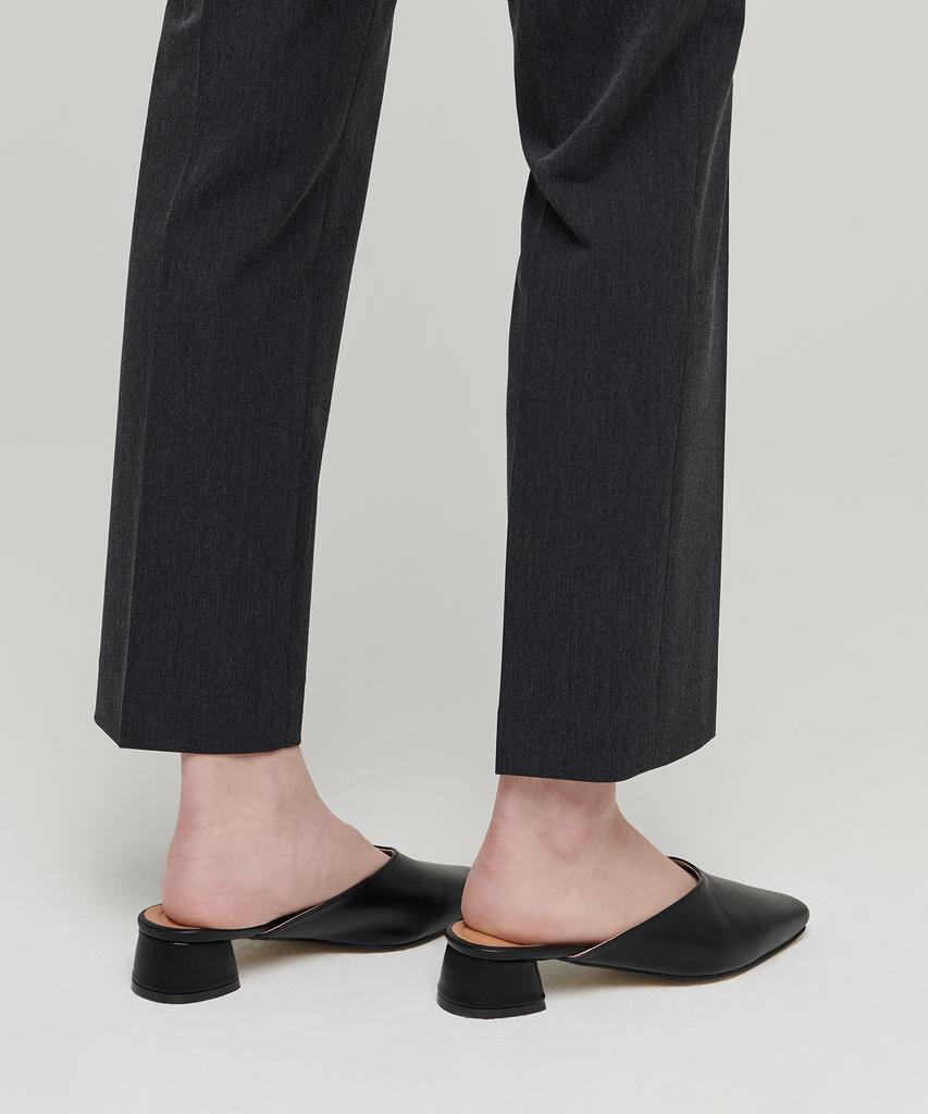 MUSINSA STANDARD WOMAN Women'S Slim Straight Hidden Elastic Waist Slacks [Charcoal Gray]