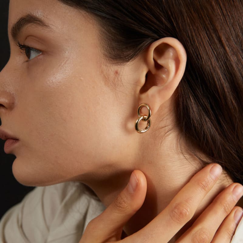 FINNLEE DOUBLE CIRCLE EARRINGS / Gold