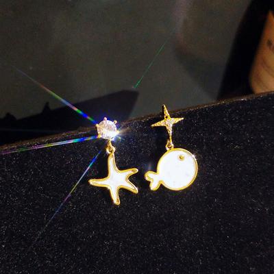 Cute Student Asymmetrical Earrings Simple Little Whale Face Thin Earrings Starfish Stud Earrings Women'S Earrings