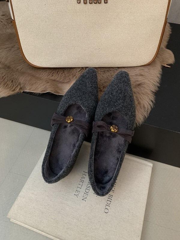 French inner height increase Mary Jane shoes 2025 word with pointed small fragrant wind shallow mouth single shoes