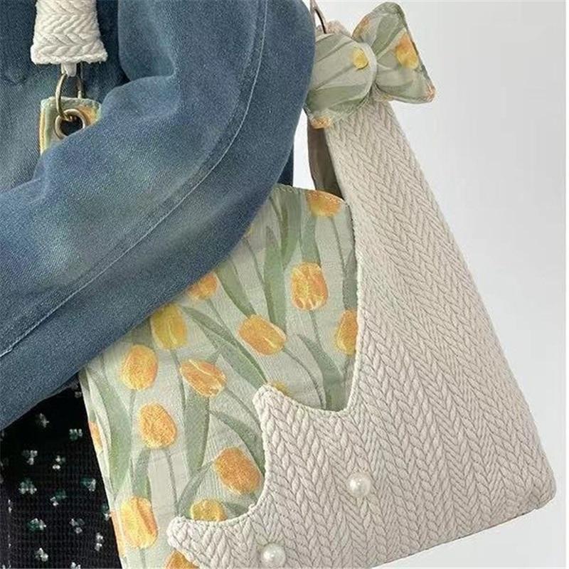 Large Space Cute Tulip Cat Pattern Underarm Shoulder Bag Unique Niche Fresh Aesthetic Women Daily Single Tote Purse
