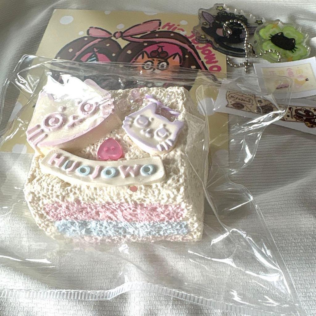 [USED] Bonus Included: HIJOJOWO Squeeze JoJo Cat Chocolate Cake