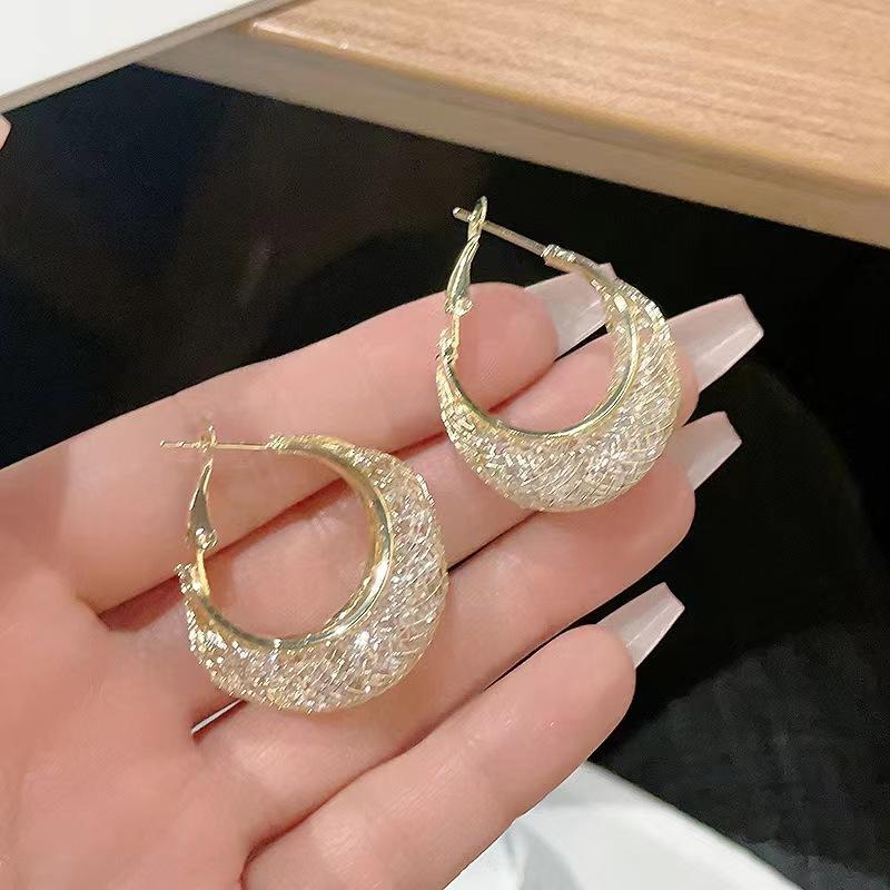 

Light Luxury Gold Wire Mesh Crystal Water Drop Earrings Earrings Femininity Personality Versatile Ear Buckle Design Circle Earrings