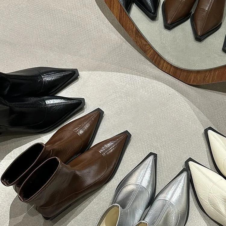 Fashion Women Pointed Ankle Boots Mid Heels Pointed Leather Sexy Chelsea Boots Trend Design Winter New Pumps Designer Short Botas Mujer