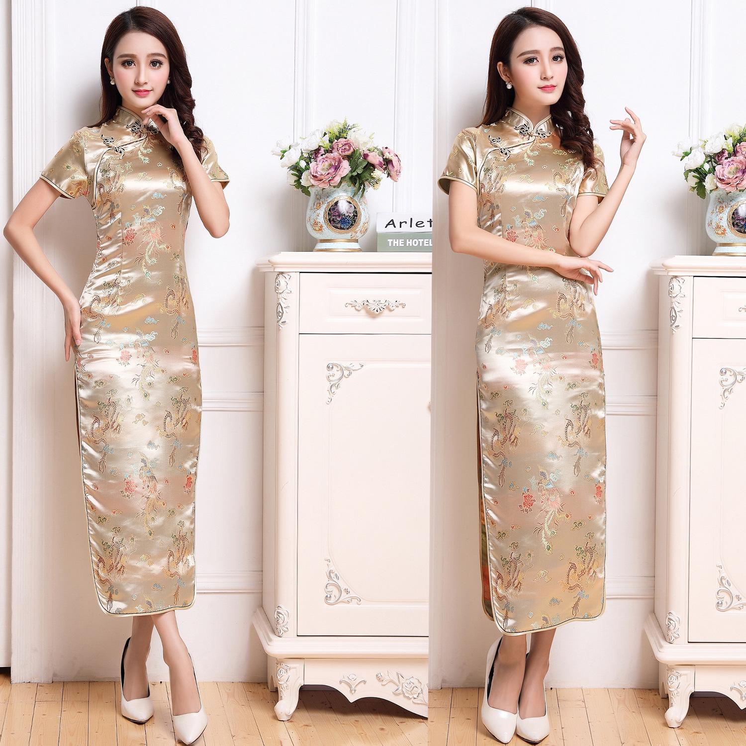 

Plus Size Retro Cheongsam: Plum Blossom Pattern, Short Sleeve, Slant Placket, Stand Collar (S-6XL) L