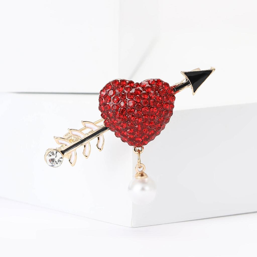 Fashion Alloy Rhinestone Arrow Through Heart Brooch Exquisite Versatile Women'S Clothing Corsage Ornament Pin