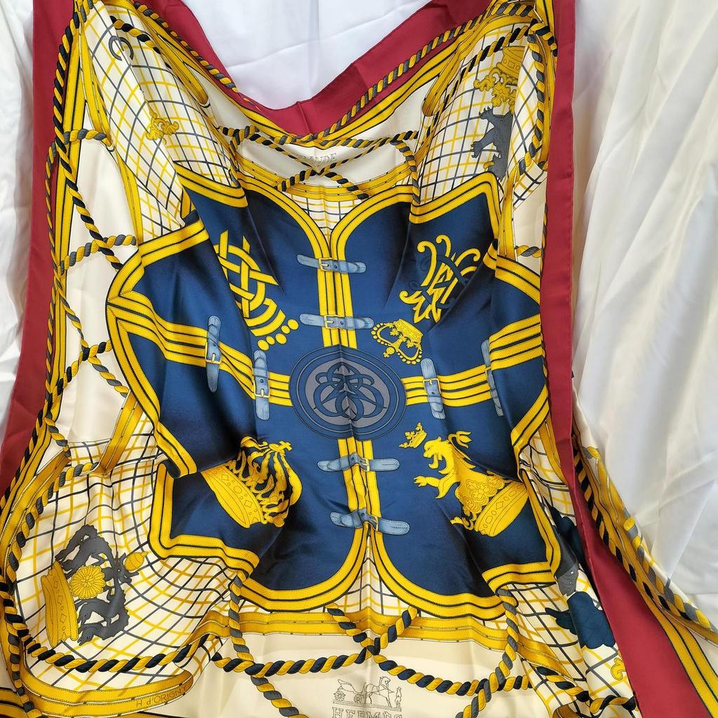 Used HERMES Scarf Carr 90