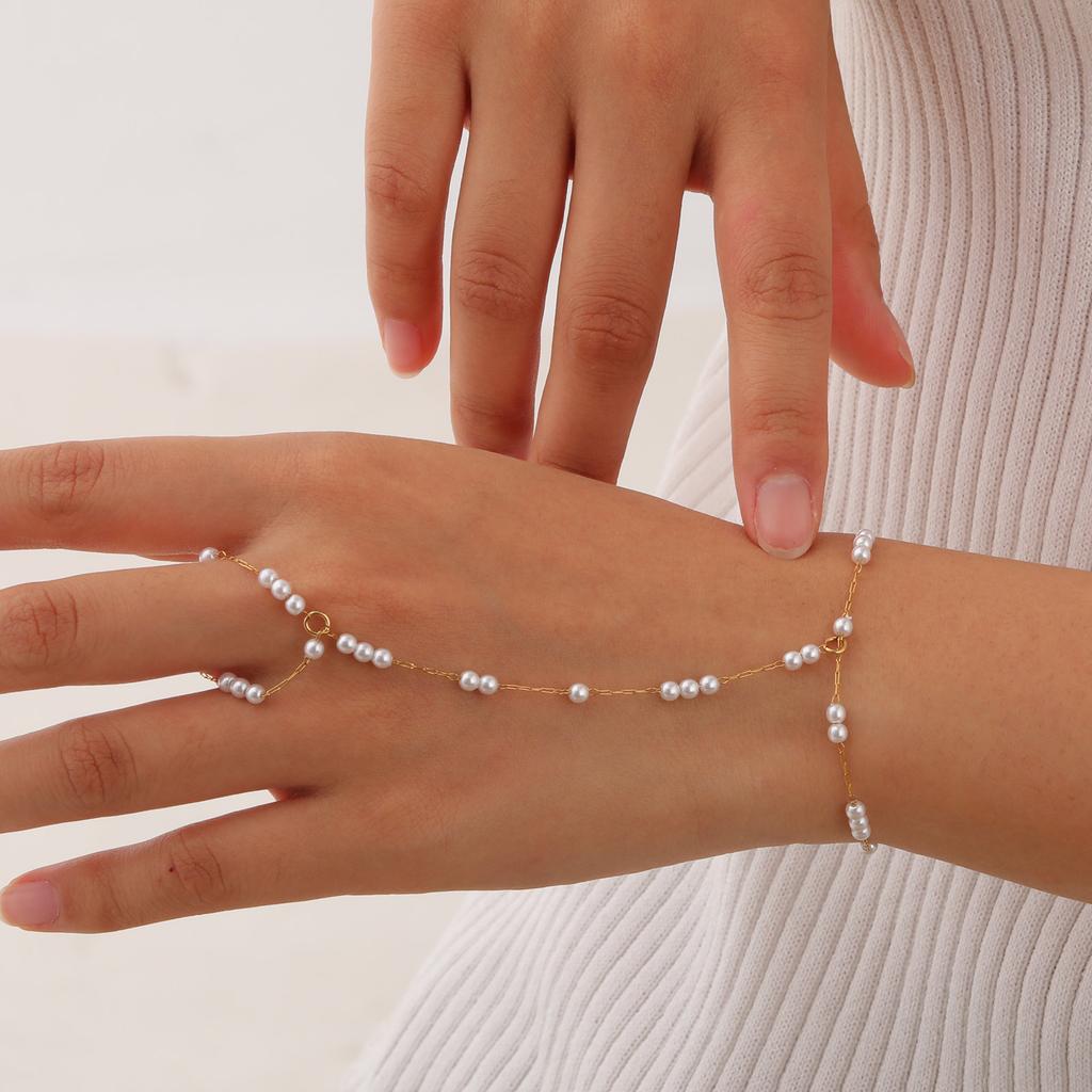 Exquisite Vintage Wrist Bracelet for Women Finger Ring Chain Charms Beads Bracelet Chain Lady Trendy Aesthetic Jewelry Set