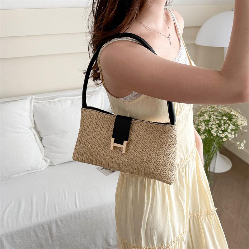 Spring Popular Large Capacity Straw Woven Bag for Women In Spring and Summer New Fashionable Shoulder Bag Casual Beach Small Square Bag