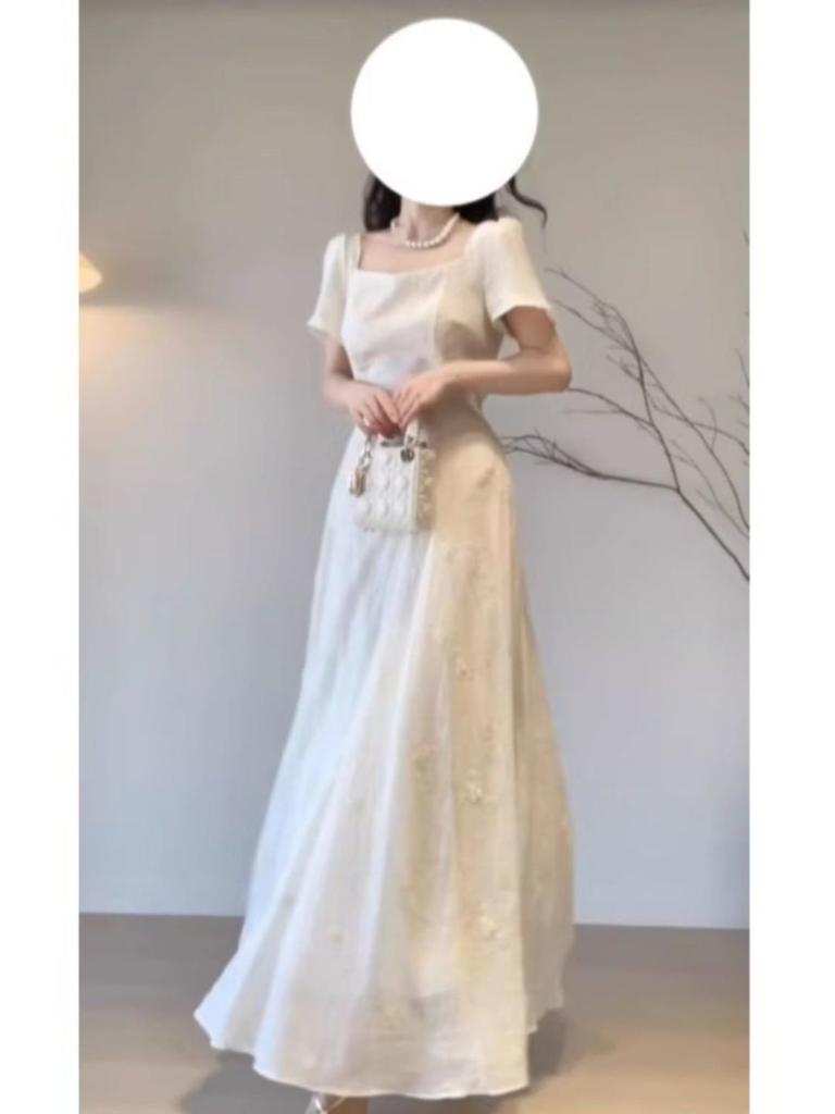 Square neck dress women's summer French high-end feeling super good-looking, beautiful, unique and beautiful waist temperament medium and long dress
