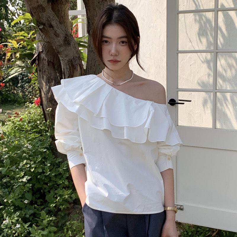 

Корейский Шик Ретро Необычный Топ-Рубашка на Одно Плечо с Воланами и Длинным Рукавом M белый